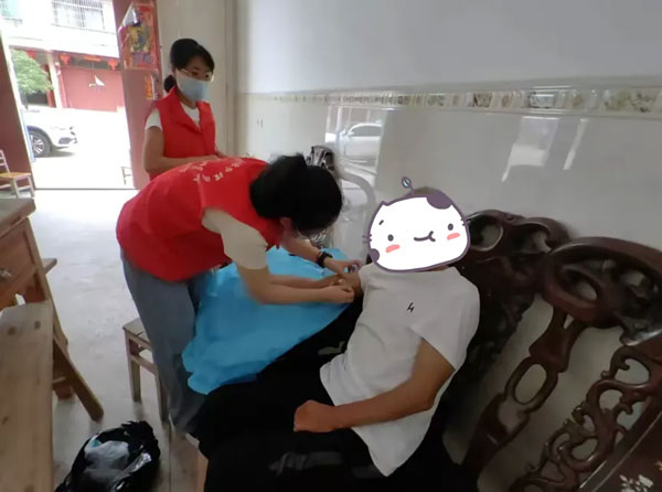 【呵“护”到家】PICC导管护理解决患者心头之“患” 【呵“护”到家】PICC导管护理解决患者心头之“患”