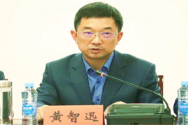 中国工程院院士黄晓军率专家组到抚州市第一人民医院开展培训活动 中国工程院院士黄晓军率专家组到抚州市第一人民医院开展培训活动