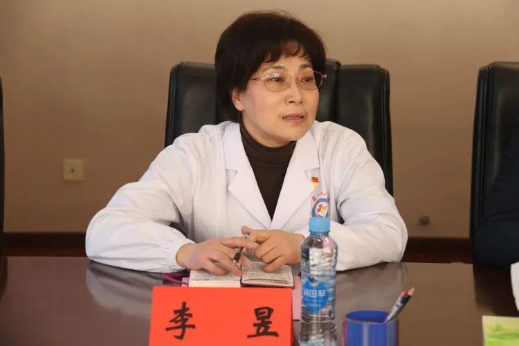 江西省人大常委会副主任、九三学社江西省委员会主委、南大一附院院长张伟一行莅临我院调研指导 江西省人大常委会副主任、九三学社江西省委员会主委、南大一附院院长张伟一行莅临我院调研指导