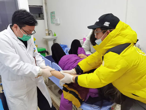 【学科建设】雪后摔伤患者增多,抚州市第一人民医院为大家筑起保障生命安全的坚实堡垒 【学科建设】雪后摔伤患者增多,抚州市第一人民医院为大家筑起保障生命安全的坚实堡垒