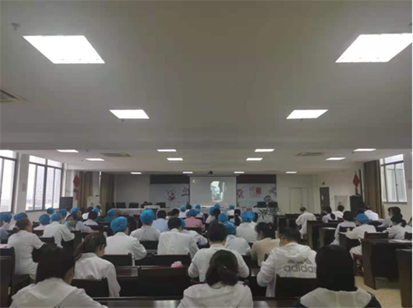 弘扬雷锋精神 汲取榜样力量 弘扬雷锋精神 汲取榜样力量