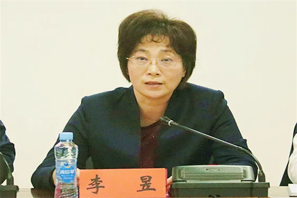 中国工程院院士黄晓军率专家组到抚州市第一人民医院开展培训活动 中国工程院院士黄晓军率专家组到抚州市第一人民医院开展培训活动