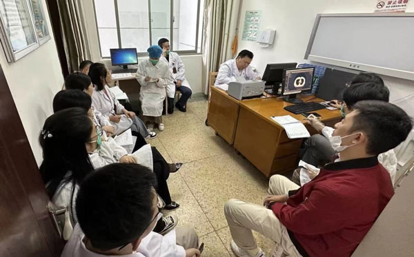 【学科建设】肺上有结节,心有千千结,别慌!我院肺结节MDT门诊天团为您解决 【学科建设】肺上有结节,心有千千结,别慌!我院肺结节MDT门诊天团为您解决