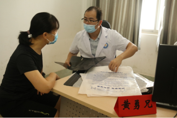 【学科建设】广东省人民医院脊柱外科昌耘冰团队工作室签约授牌仪式在我院举行 【学科建设】广东省人民医院脊柱外科昌耘冰团队工作室签约授牌仪式在我院举行