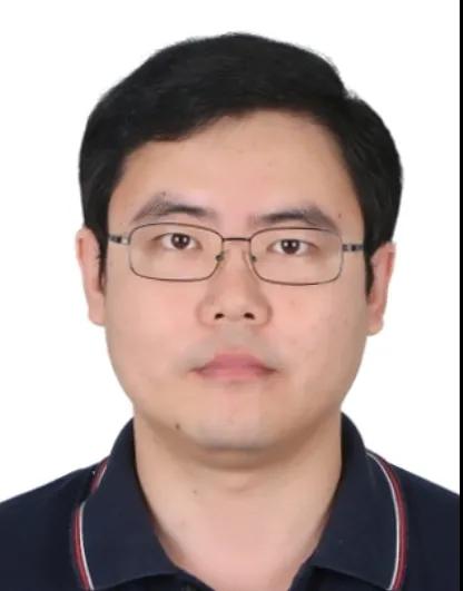 柔性引进高端人才——“王炸”专家组合签约 柔性引进高端人才——“王炸”专家组合签约