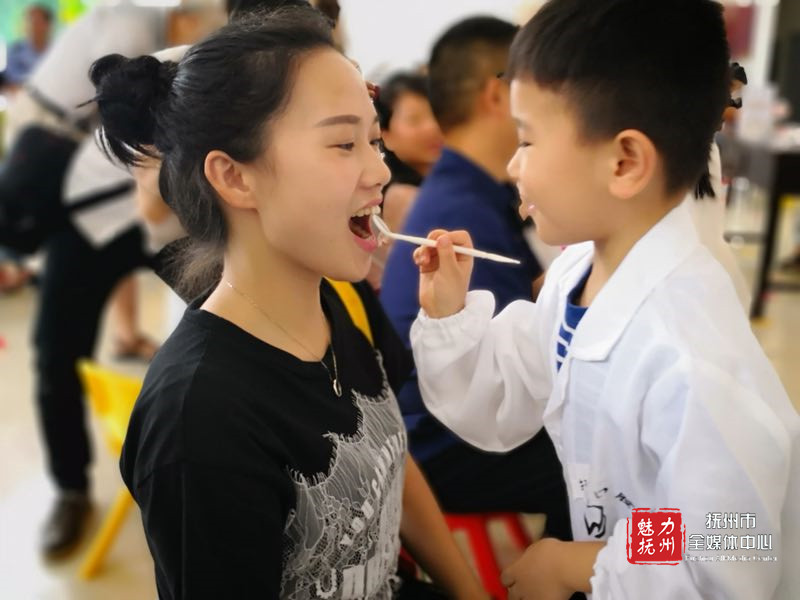 欢乐与健康“两手抓”!这样的“六一”真暖心! 欢乐与健康“两手抓”!这样的“六一”真暖心!