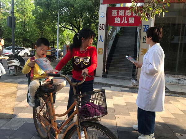 2019年全国儿童预防接种宣传日义诊活动