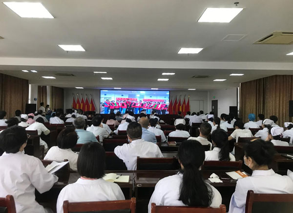 树精诚医德  习清正医风  ——抚州市第一人民医院第十、十一、十二支部联合举办  2024年第一期道德讲堂活动