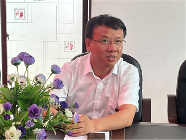 换新不换“心”——驻村轮换启新程 接续奋斗助振兴