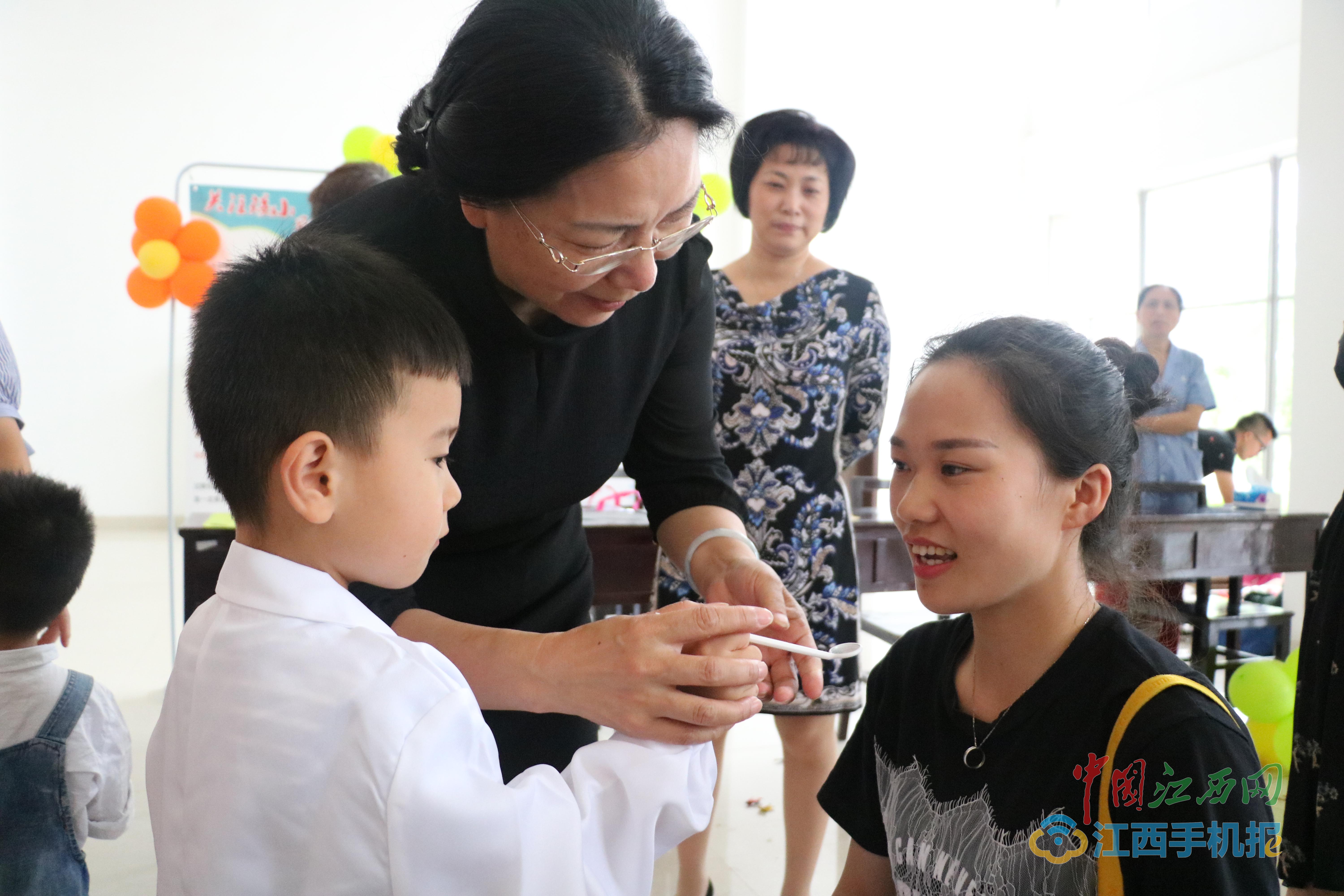 抚州市第一人民医院:快乐六一 健康宣教 抚州市第一人民医院:快乐六一 健康宣教