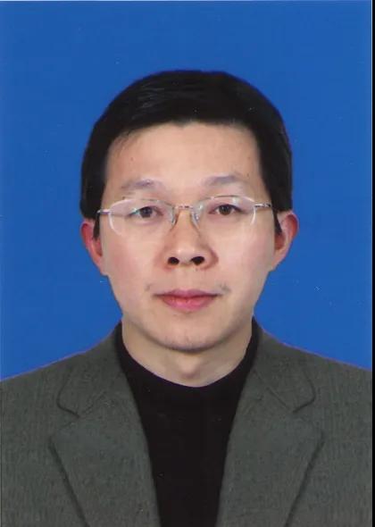 柔性引进高端人才——“王炸”专家组合签约 柔性引进高端人才——“王炸”专家组合签约